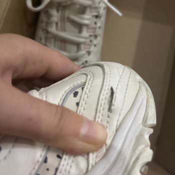 Skechers Ayakkabısının Patlaması Ve Fatura Bulunamaması Nedeniyle Garanti Süreci Başlatılamıyor