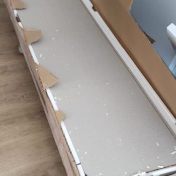 Kırık Parçalar 21 Gün Bekletildi, Gardırop Kurulamıyor