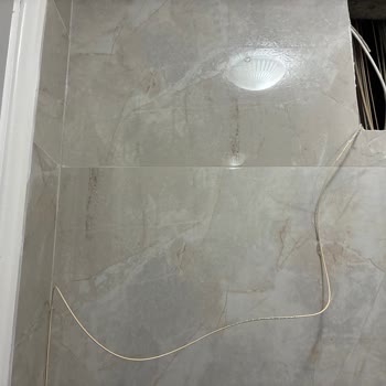 Sürekli Kesintili İnternet Ve Düzensiz Kablolama Nedeniyle Mağduriyet