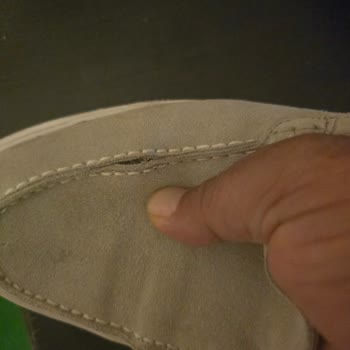 İlk Saatte Dikişleri Açılan Ayakkabının Tamirinde Yapıştırma Sorunu Ve Değişim Talebi