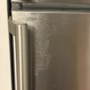 Siemens Buzdolabı Kapak Paslanması Ve Ücretsiz Değişim Talebi