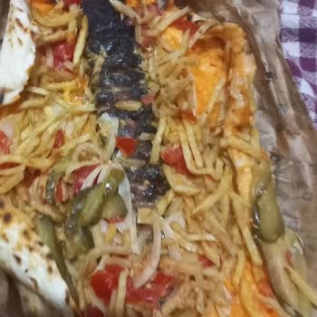 Dürümle Avcılar Pelikan Şubesinde Sunulan Dürüm Kalitesiz Ve Personel Cevapsız