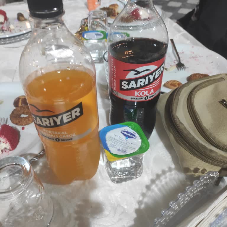 Düğünlerde Sunulan Portakal Aromalı Gazoz Ve Kola Tadı İlaç Gibi