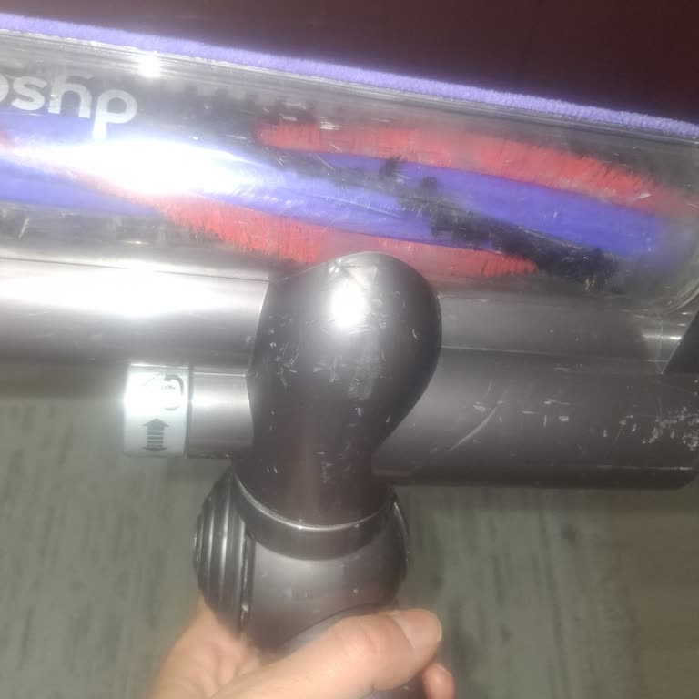 Dyson Süpürge Başlığı Bir Hafta İçinde Dönmüyor, Değişim Talebi