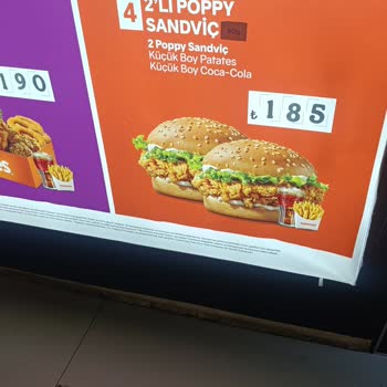 Popeyes Görseldeki Menü İle Sunulan Ürün Boyutu Uyuşmuyor
