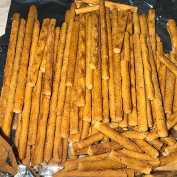 Ülker Krispi Baharatlı Çubuk Kraker'de Aşırı Acı Ve Yanık Tat, Güvenimiz Sarsıldı