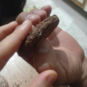 Eti Burçak Kurabiyesinde Şeffaf Yabancı Cisim Bulundu