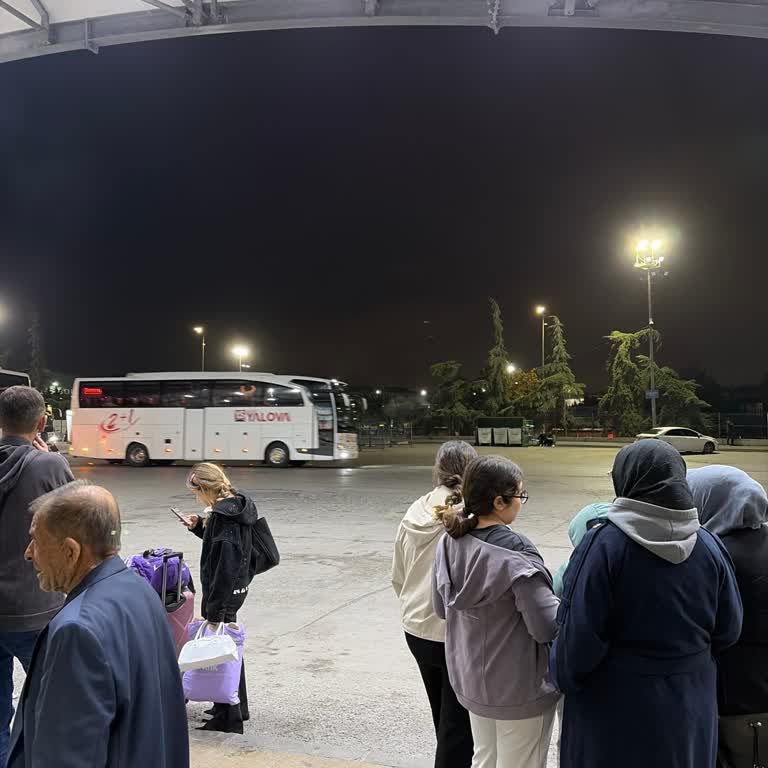 Varan Turizm'de Gecikme Ve Bilgilendirme Eksikliği