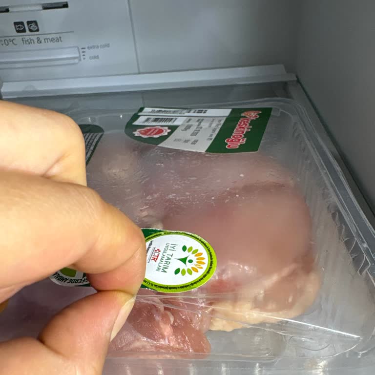 Migros’tan Açık Tavuk Paketi Ve Cevapsız Destek Şikayeti