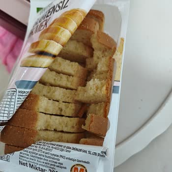 Glutensiz Ekmek Parçalı Ve Sert Çıktı, Çölyak Çocuğum İçin Hayal Kırıklığı