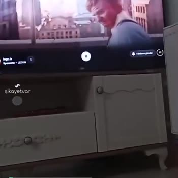 Youtube.com Premium Olmasına Rağmen Reklam Veriyor!
