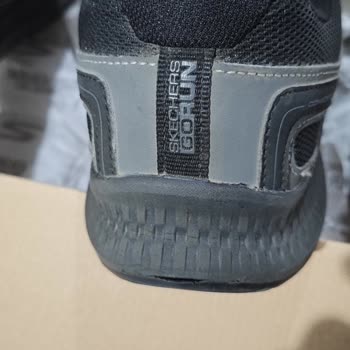 Boyner Ve Skechers'den Topuk Yırtılan Ayakkabının Garanti Reddi