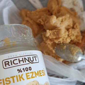 Deva Çiftliği Richnut Fıstık Ezmesinde Cam Parçası Çıktı Dişim Kırıldı Ve Firma Yanıt Vermedi
