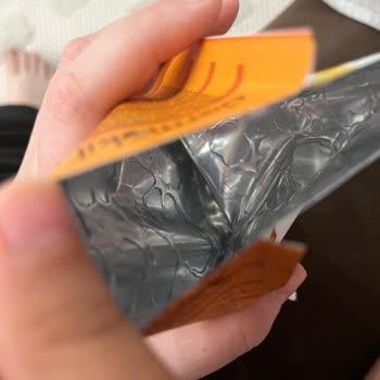 Dermokil Yüz Maskesinde Boş Paket Ve Kalite Kontrol Hatası