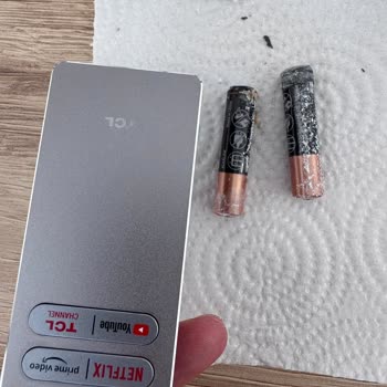 Son Kullanma Tarihi Geçmemiş Duracell Pilinin Akması Ve Kumanda Hasarı