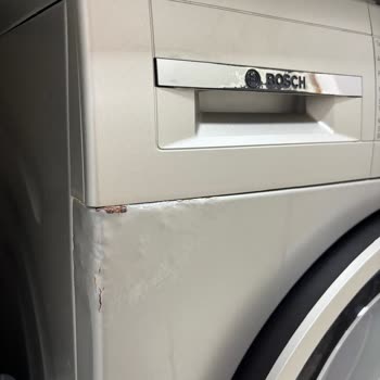 Bosch Çamaşır Makinesinde Boya Dökülmesi Ve Paslanma Kullanıcı Hatası Olarak Değerlendirildi