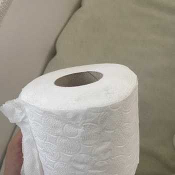 Lekeli Tuvalet Kağıdında Hijyen Sorunu: Ücret İadesi Ve Değişim Talebi