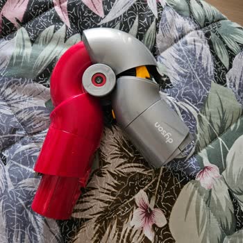 Dyson V12 Aparatım Büküldü, Garanti Dışı Söylendi: Çelişkili Ve Memnuniyetsiz Müşteri Deneyimi
