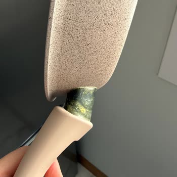 Tefal Tavanının Kısa Sürede Renk Değişimi Ve Sap Bozulması
