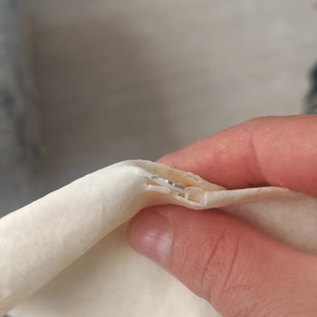 Çiğköfte Lavaşında Tel Parçası Bulunması Sağlık Riski Oluşturdu