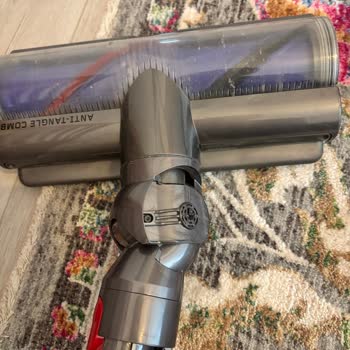Dyson V15S Süpürge Toz Haznesi Çatlağı Ve Boru Ayrılması İçin Ücretsiz Onarım Talebi
