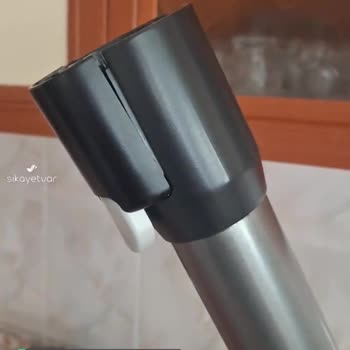 Philips Süpürge Orta Kısmındaki Parça Kırıldı