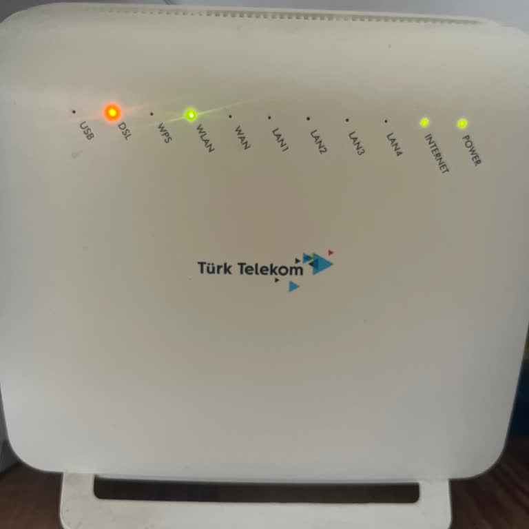 Sürekli İnternet Kesintisi Ve Yetersiz Müşteri Desteği