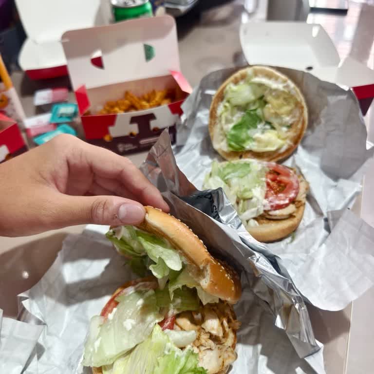 Arbys Deluxe Menüde Eksik İçerik Ve Canlı Destekte İade Reddi