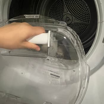 Su Haznesi Kırılan Kurutma Makinesinde Ücretsiz Parça Değişimi Talebi
