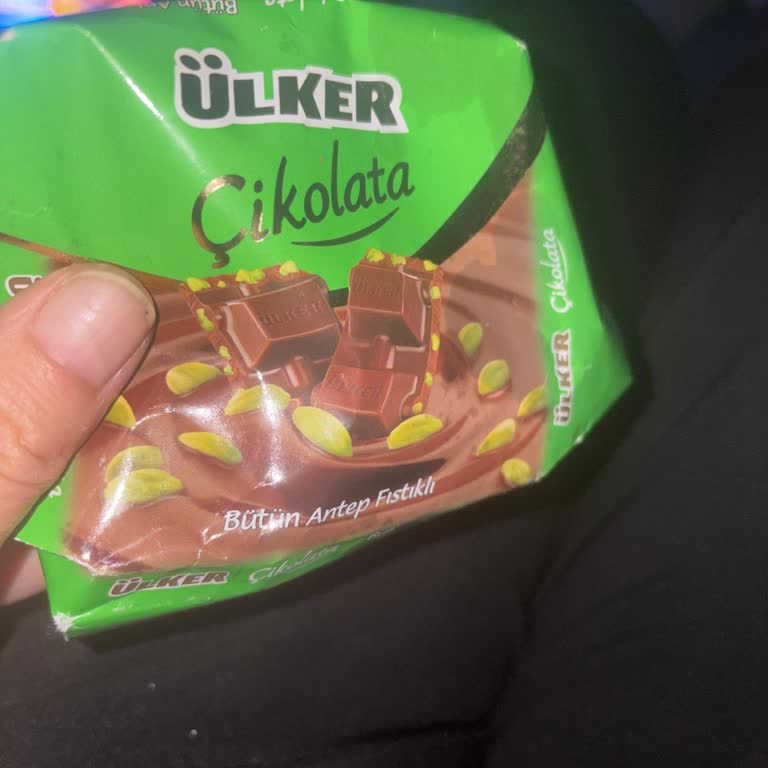 Ülker Bütün Antep Fıstıklı Çikolatasında Azaltılmış Fıstık Sayısı