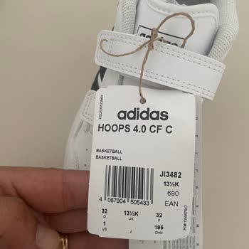 FLO Mobil Uygulamasında Adidas Hoops 4.0 Çocuk Ayakkabısının Yanlış Numara Gönderimi