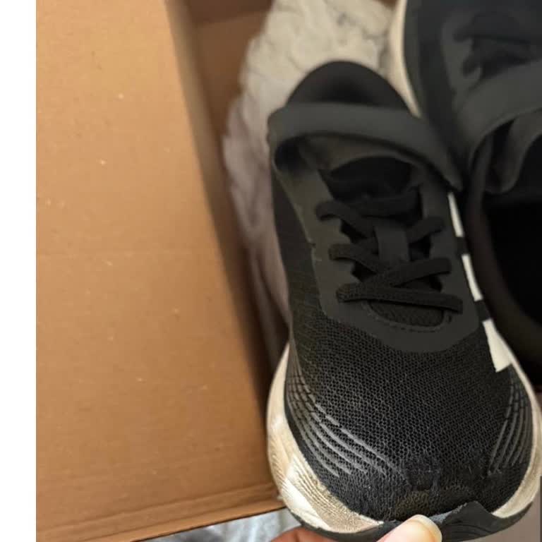 Bir Saatte Açılan Adidas Ayakkabısı İçin İade Reddedildi