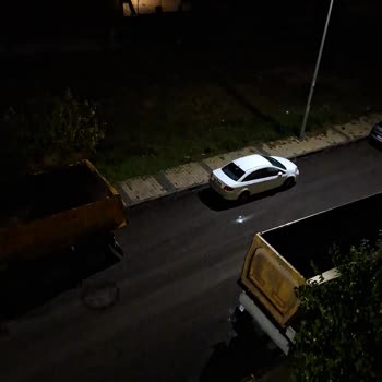 Sultansuyu Caddesi’nde Hatalı Parklar Yol Ve Yaya Güvenliğini Tehlikeye Atıyor