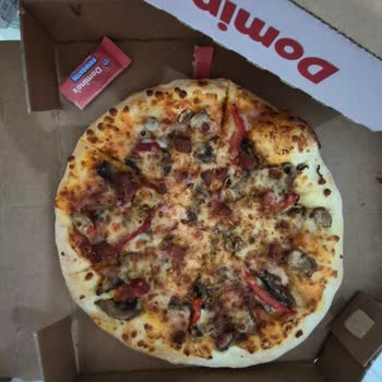 Domino's Edremit'te Yanlış Boy Pizzalar Gönderildi, İade Reddi