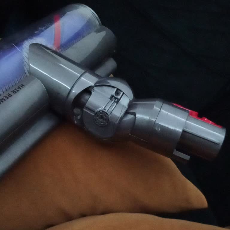 Ek Garantiyle Alınan Dyson Gen5 Başlığının Kırılan Tekerlekleri Onarılmadı