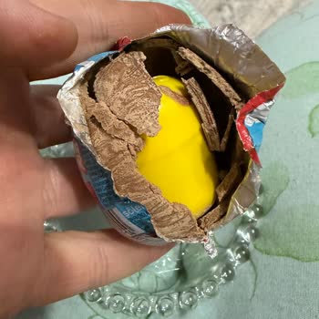 Şölen Ozmo Sürpriz Yumurtada Çikolata Bozulması Ve Çocuk Sağlığı Endişesi