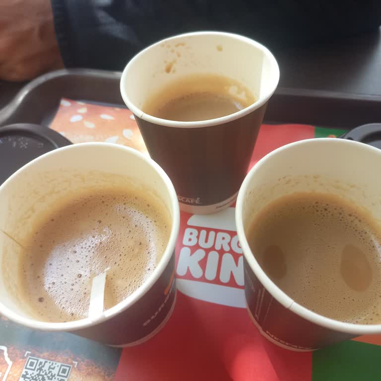 Aynı Ücrette Yarım Doldurulmuş Kahve