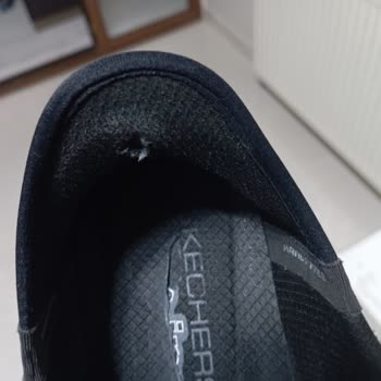 Üretim Hatası Nedeniyle Kısa Sürede Yırtılan Skechers Ayakkabısının Değişimi Talebi