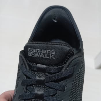 Üretim Hatası Nedeniyle Kısa Sürede Yırtılan Skechers Ayakkabısının Değişimi Talebi