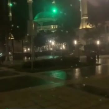 Taşoluk Yeşil Camii Kapalı!