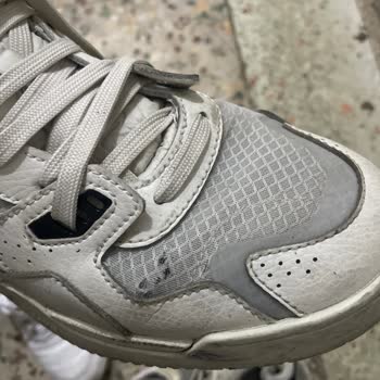 Lacoste Spor Sneaker'ında Kısa Sürede Yırtılma Ve Garanti Reddi
