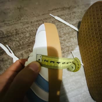 Adidas Ayakkabısının Sol Ve Sağ Ölçüleri Farklı Olduğu İçin Değişim Talebi