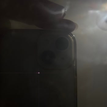 İPhone 15 Kamera Lekesi Sorunu Tekrarlıyor, Kalıcı Çözüm Bekliyorum