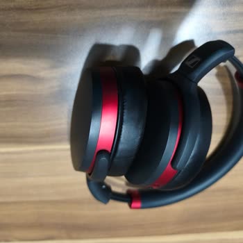 Sennheiser 458 BT Kulaklıkta Cılız Ses Ve Cızırtı, Garanti Süresi İçinde Arıza