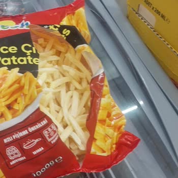 A101 Çorlu Şubesinde Açık Yırtık Patates Kızartması Paketi Gıda Güvenliği İhlali