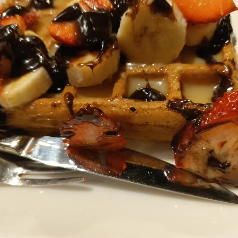 Özsüt Şubesinde Waffle Üzerindeki Kalitesiz Sos Ve 480 TL Fatura