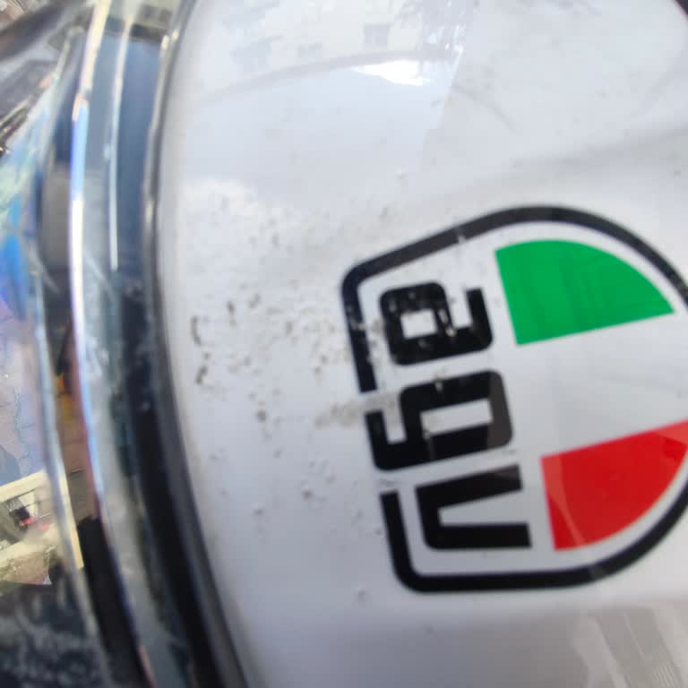AGV K3 Kaskın Vizör Deformasyonu Ve 2 Yıl Garanti İhlali