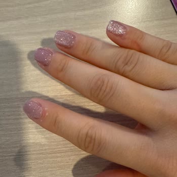 Yolo Beauty Caddebostan’da Kalıcı Oje İşlemi Sonrası Tırnaklarım Aşırı Hasar Gördü
