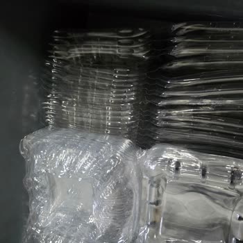 DHL Express Türkiye'den Gönderilen Plastik Numunelerin Erimesi Ve Sorumluluk Reddi