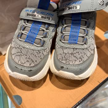 İlk Giyişte Deforme Olan Skechers Çocuk Ayakkabısı İçin İade Talebi